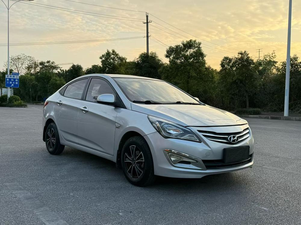 Hyundai Verna