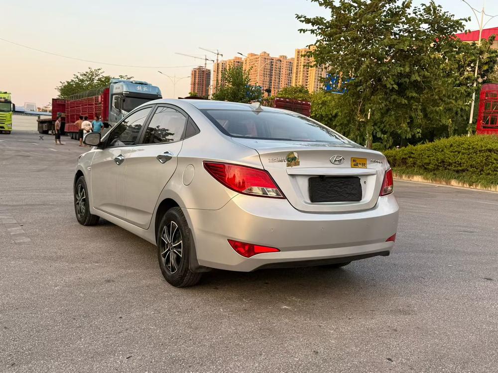 Hyundai Verna