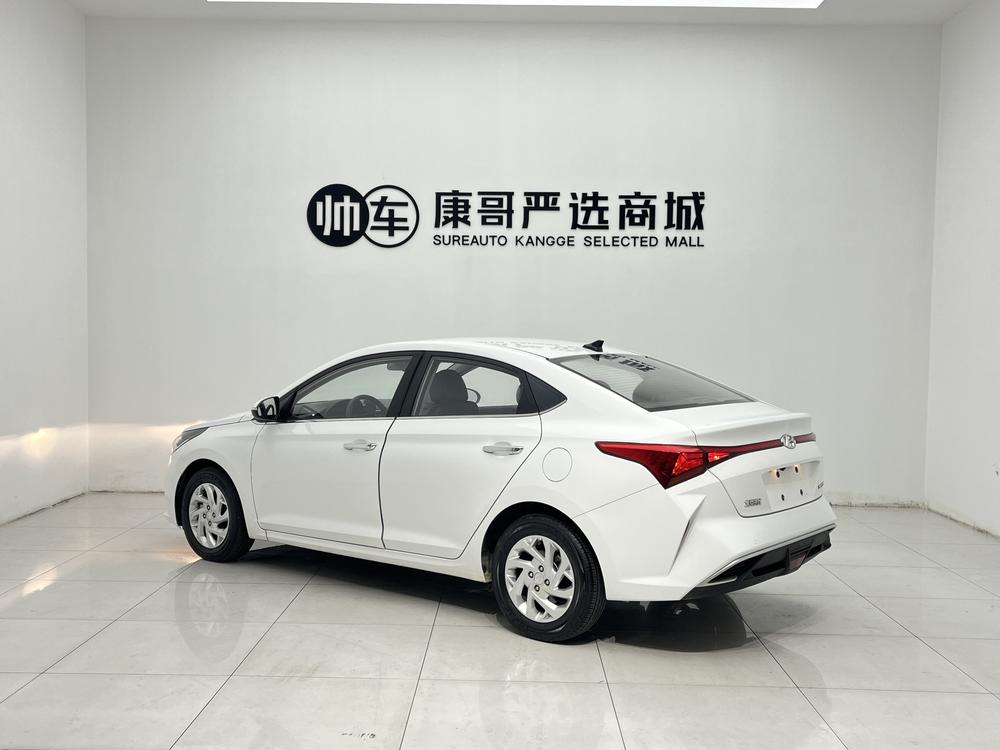 Hyundai Verna