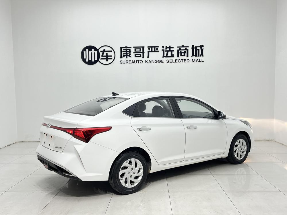 Hyundai Verna