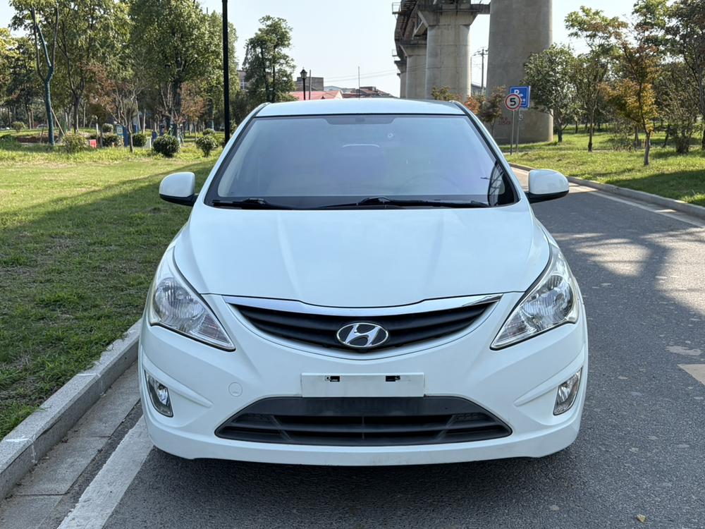 Hyundai Verna