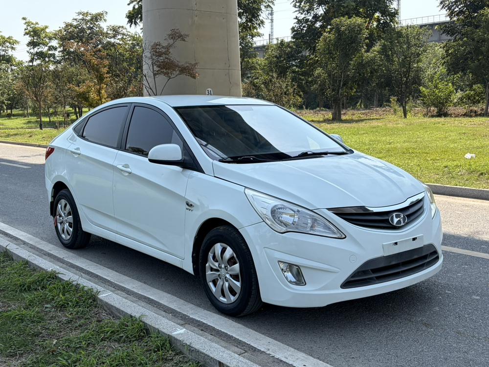 Hyundai Verna