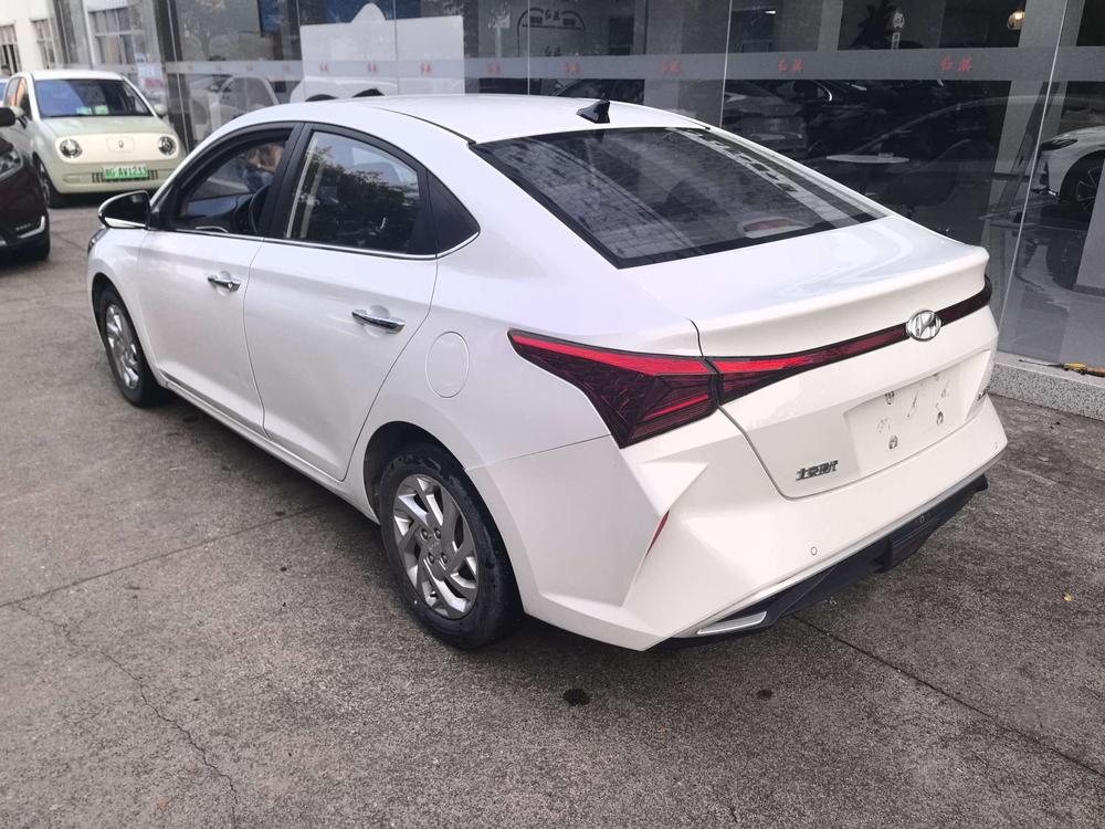 Hyundai Verna