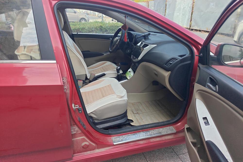 Hyundai Verna