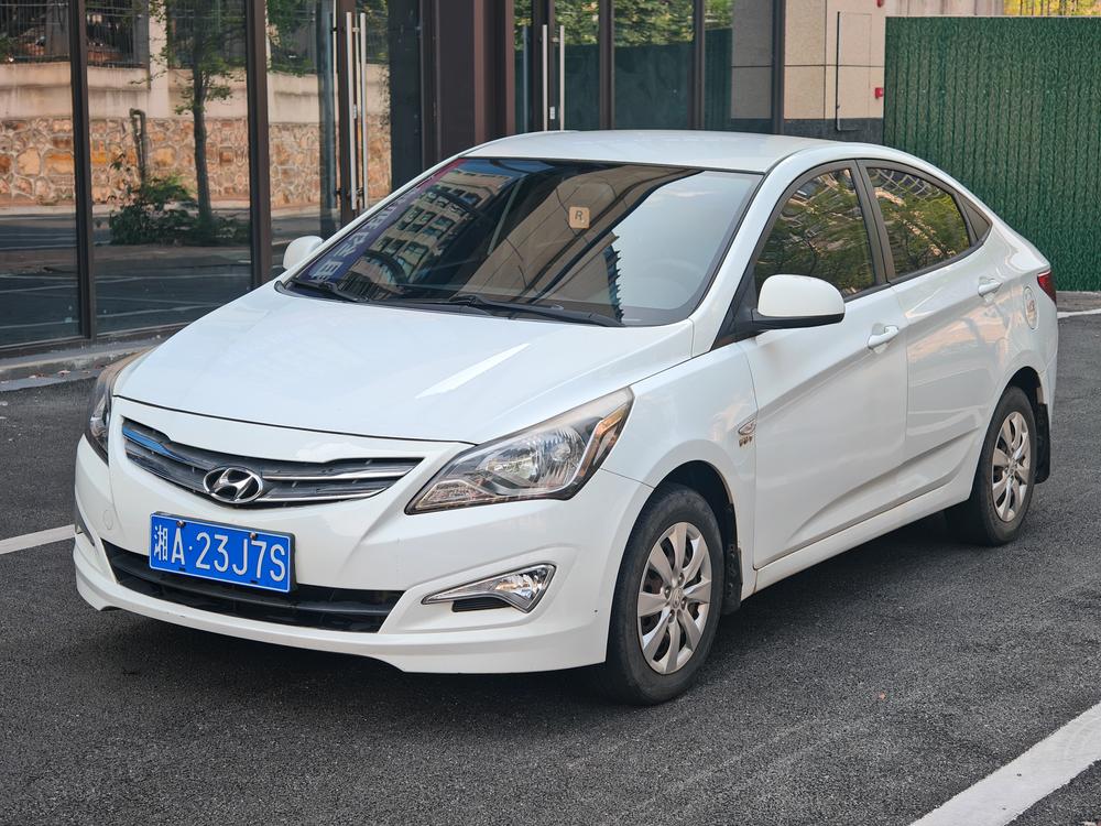 Hyundai Verna