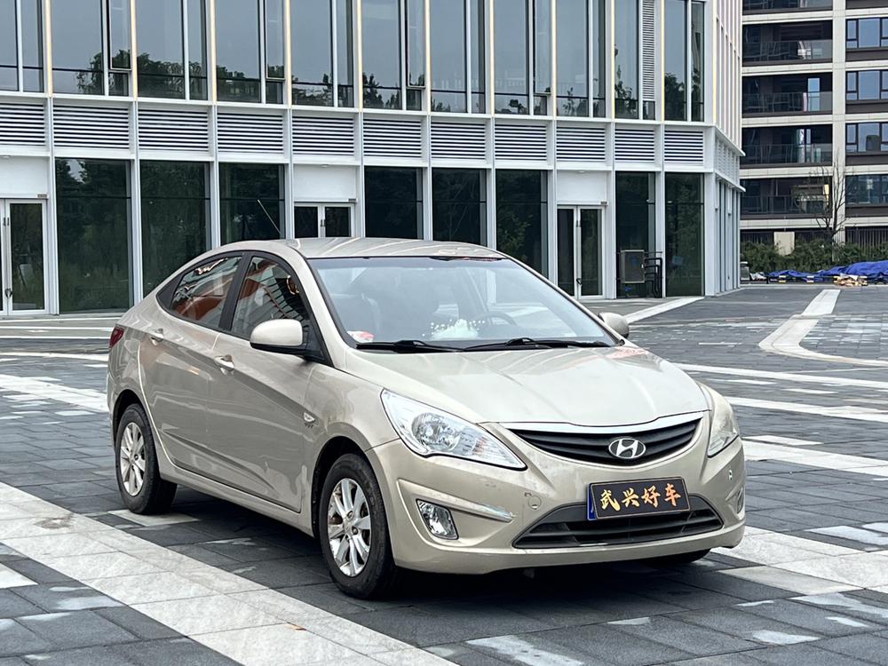 Hyundai Verna