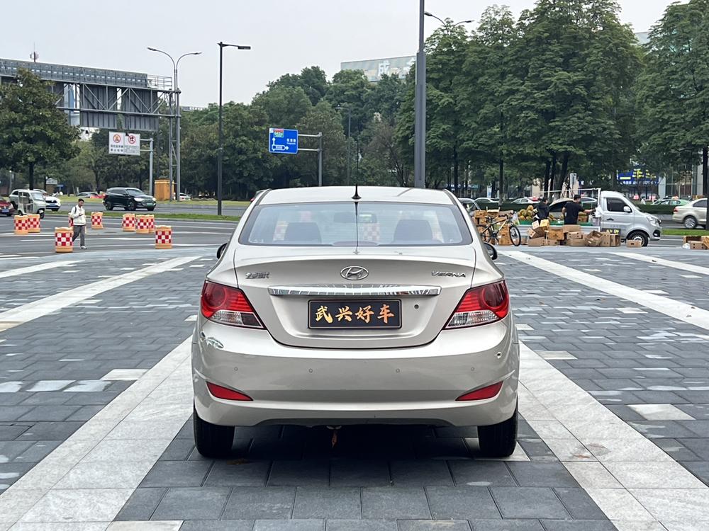 Hyundai Verna