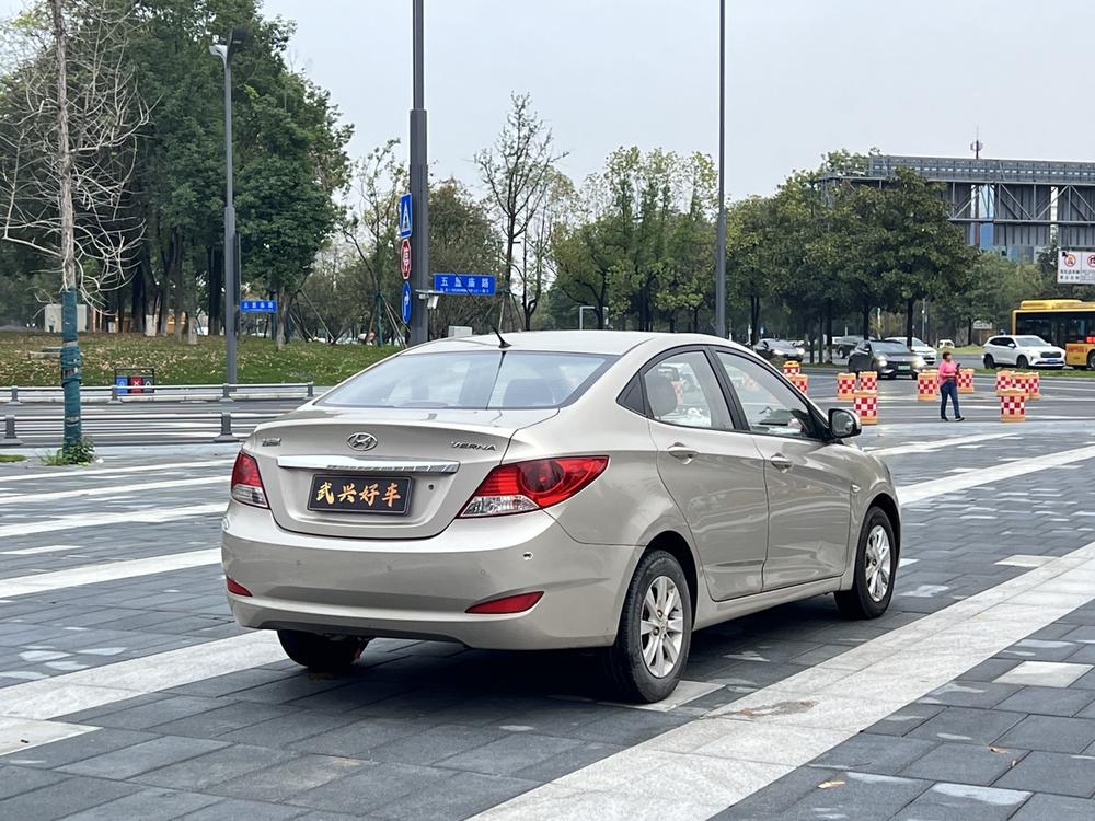 Hyundai Verna