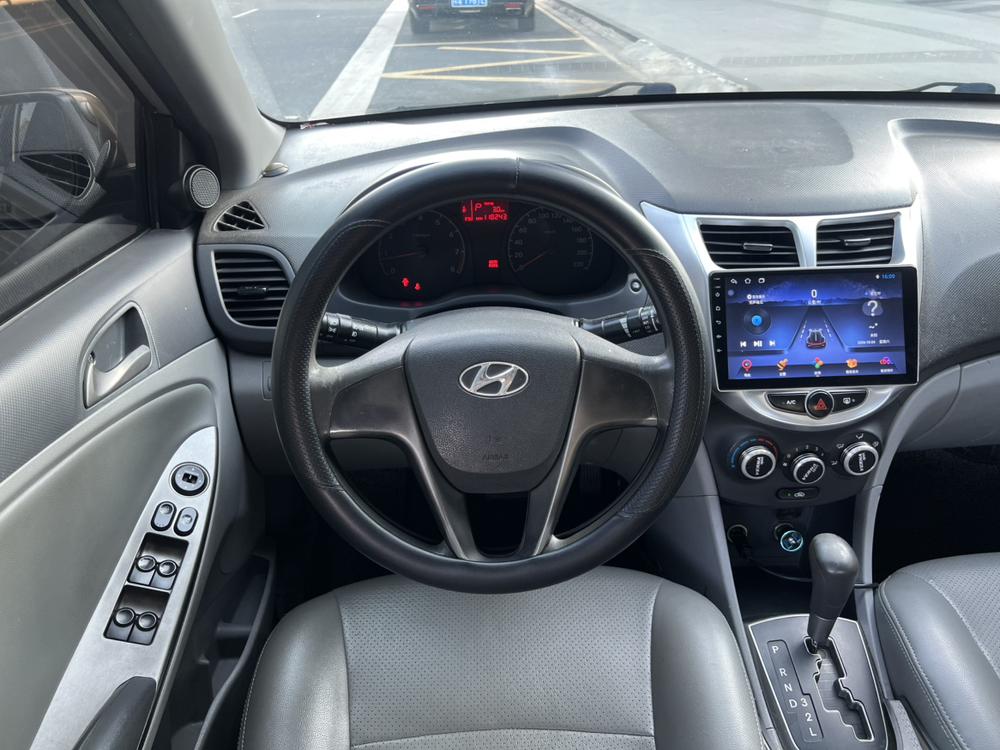 Hyundai Verna