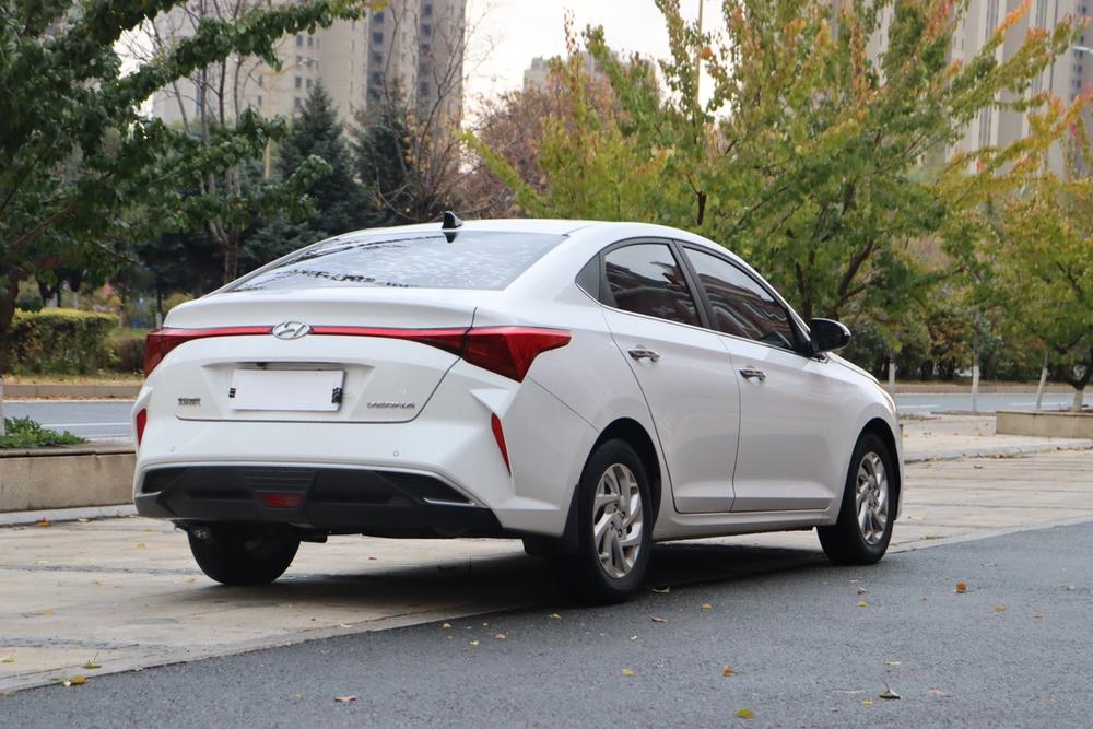 Hyundai Verna