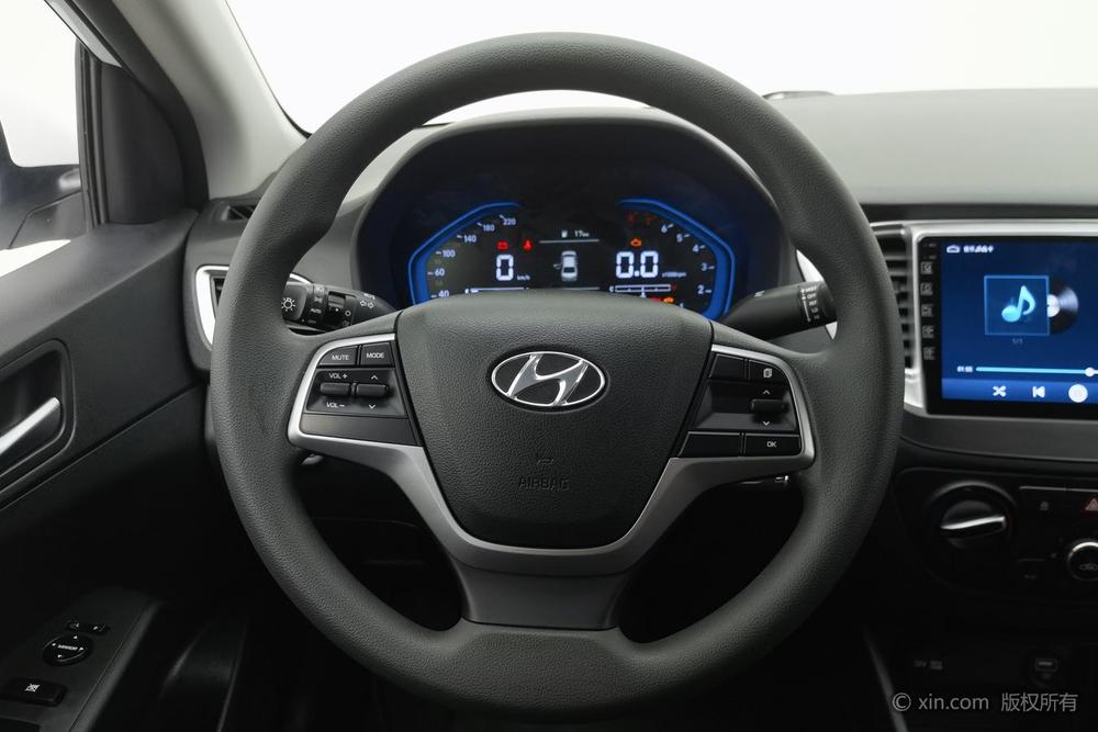 Hyundai Verna