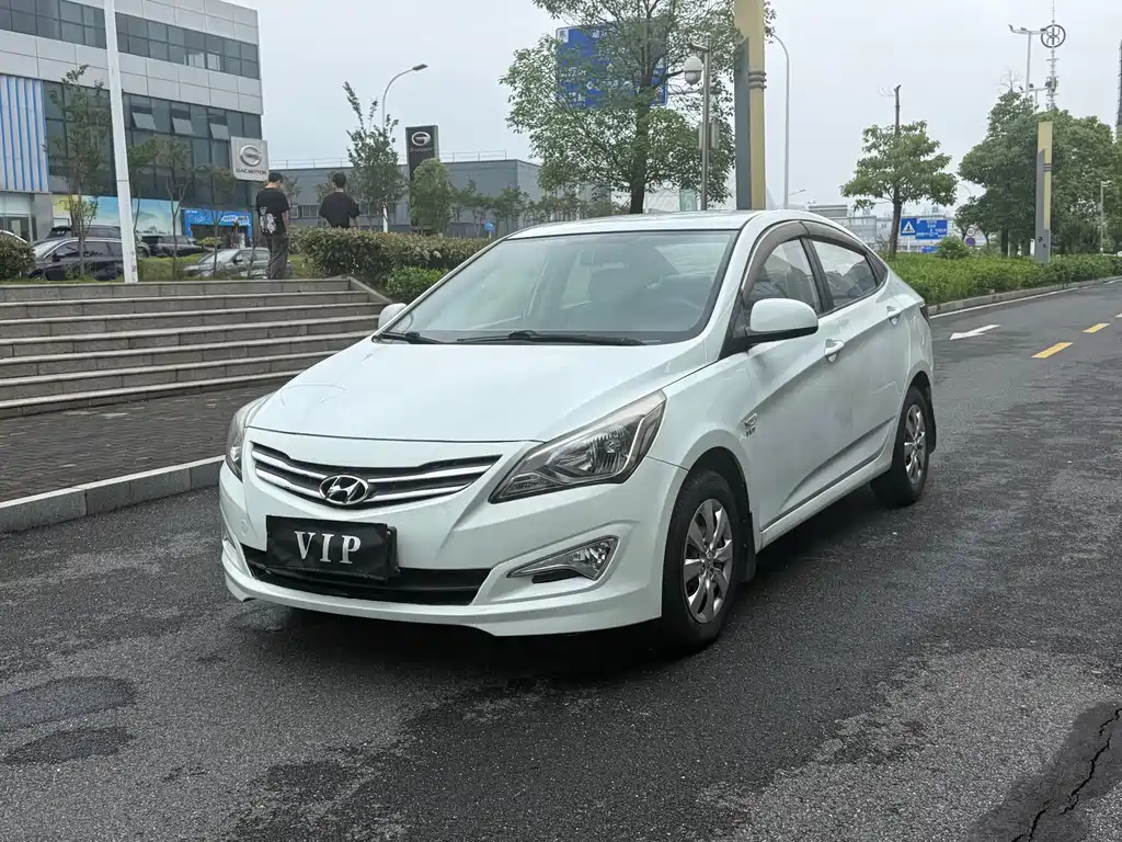 Hyundai Verna
