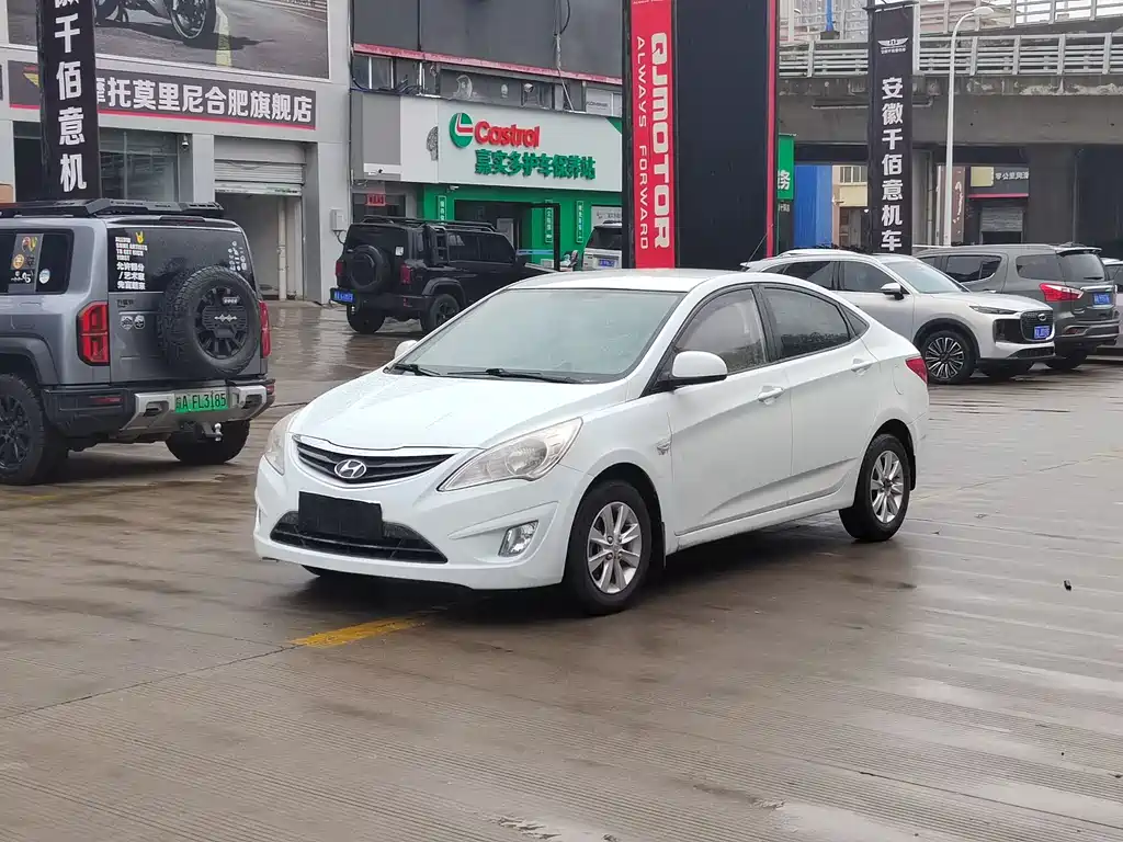 Hyundai Verna