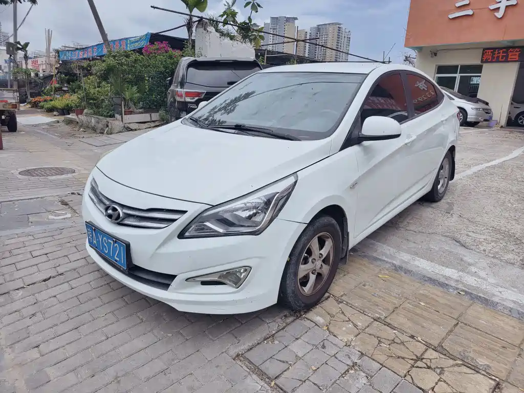 Hyundai Verna