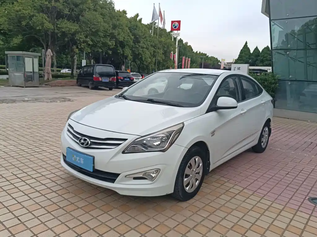 Hyundai Verna