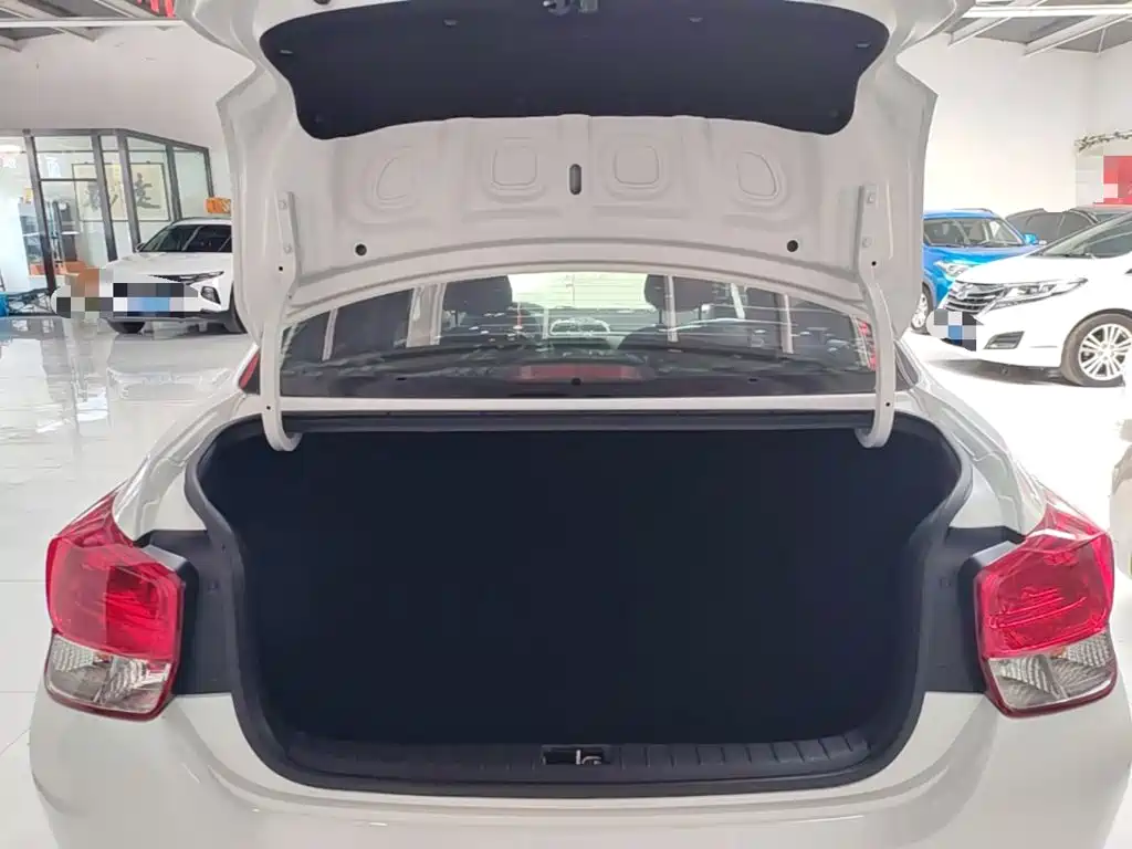Hyundai Verna