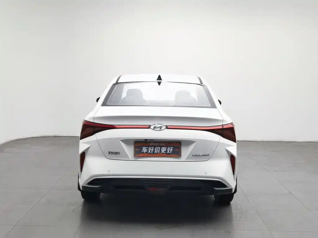 Hyundai Verna