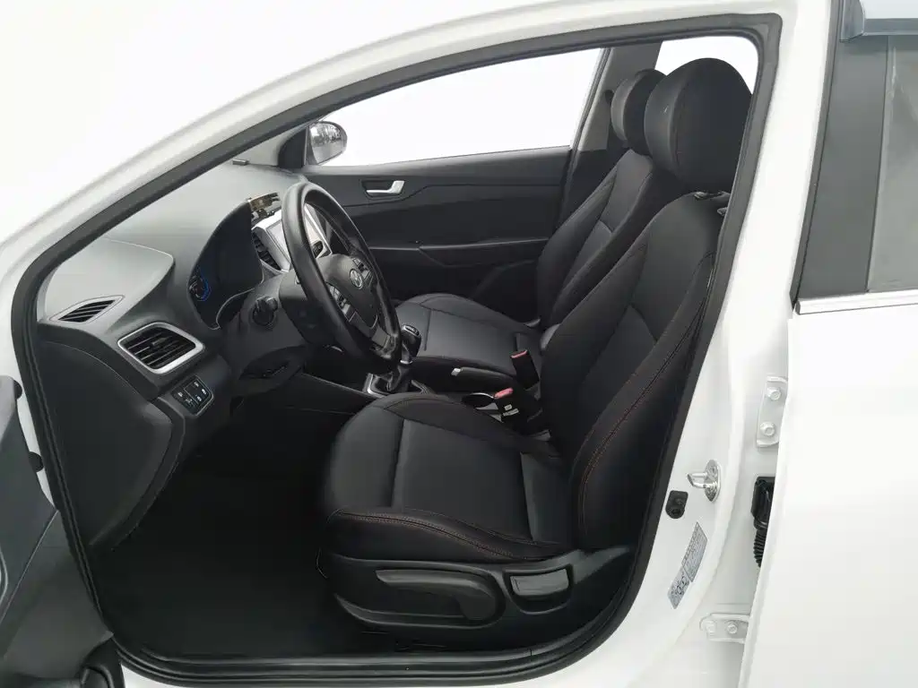 Hyundai Verna