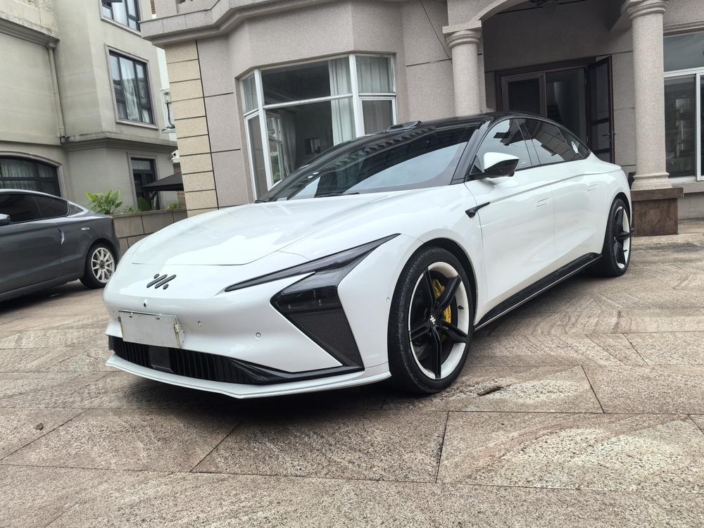 IM Motors IM L7