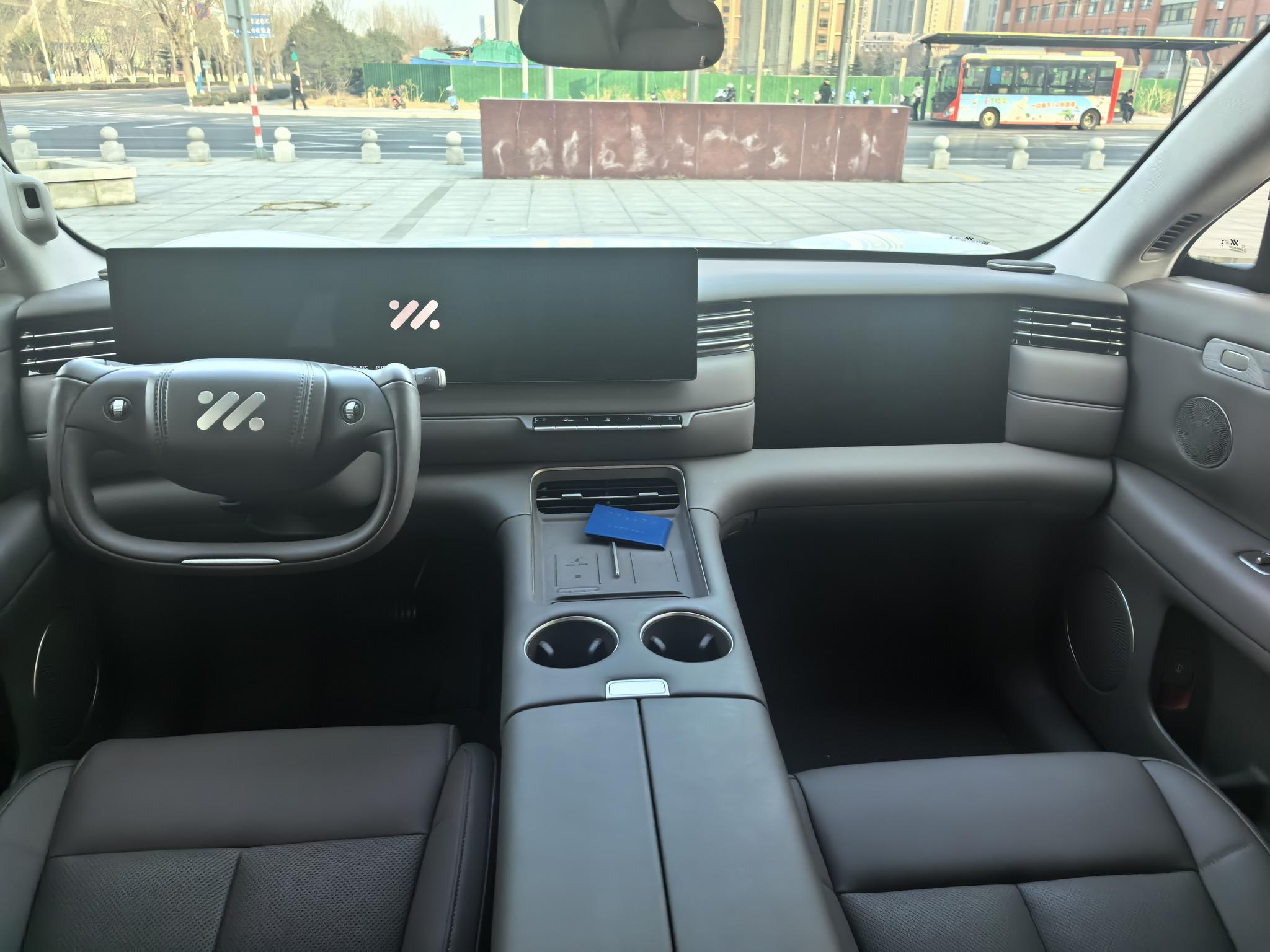 IM Motors IM LS6