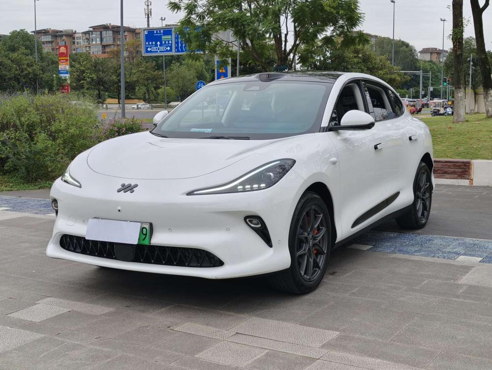 IM Motors IM LS6