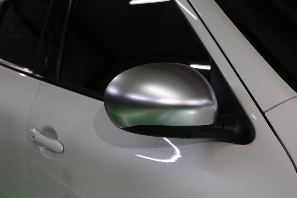 Infiniti Infiniti ESQ