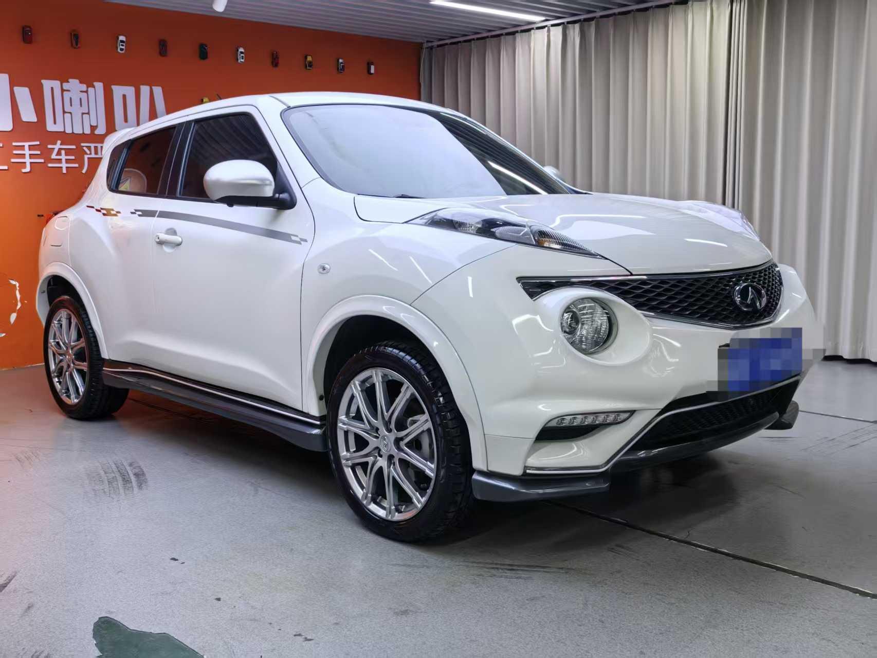 Infiniti Infiniti ESQ