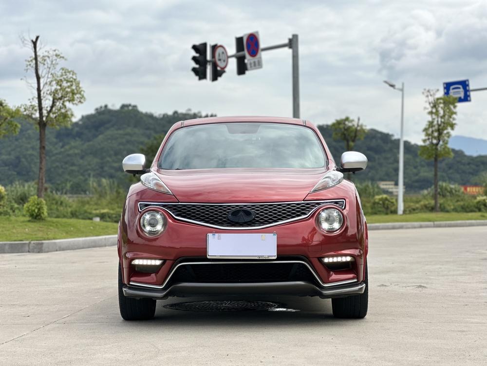 Infiniti Infiniti ESQ