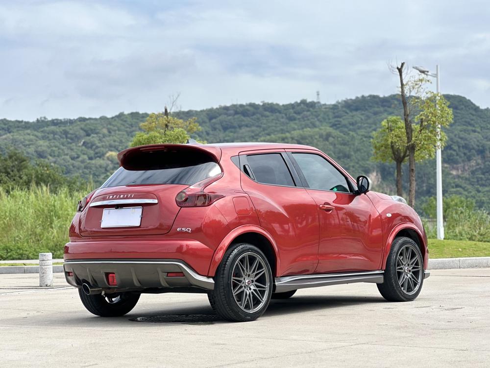 Infiniti Infiniti ESQ