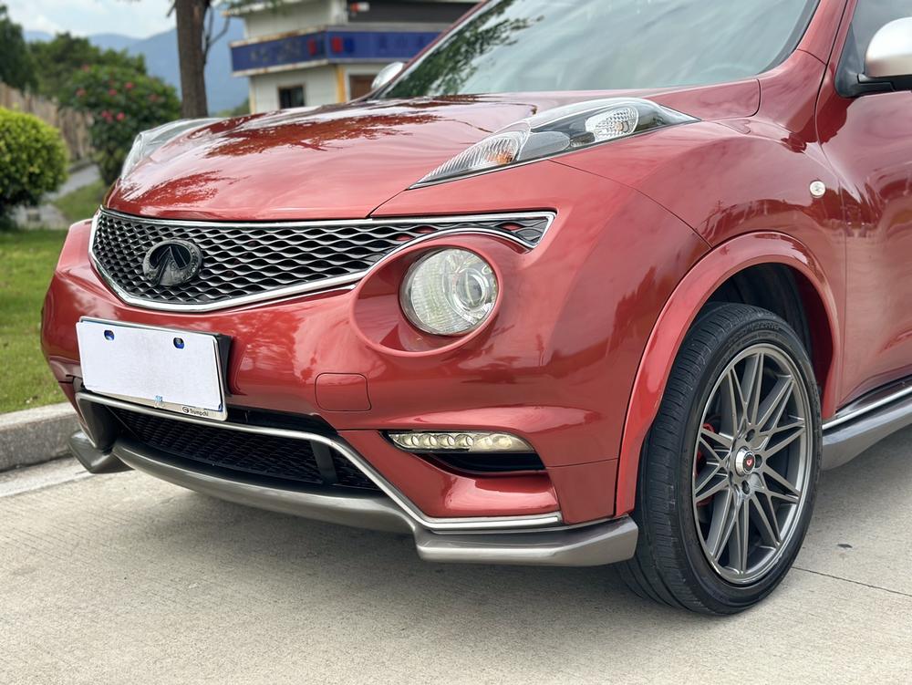 Infiniti Infiniti ESQ
