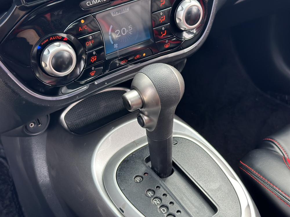 Infiniti Infiniti ESQ