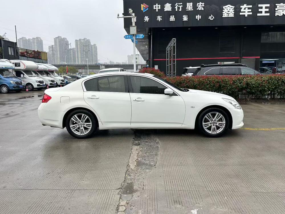Infiniti Infiniti G-Series