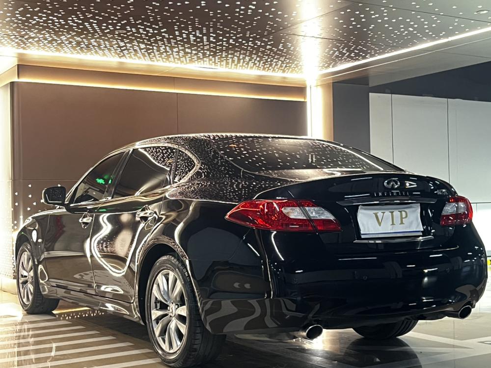 Infiniti Infiniti M-Series