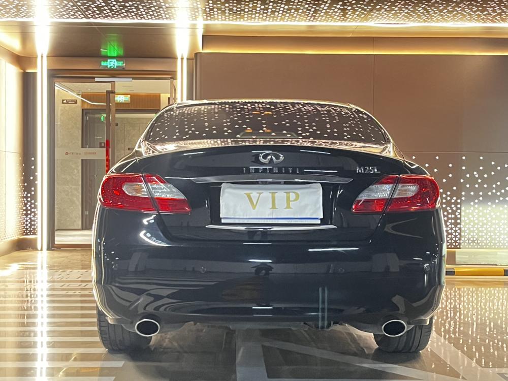 Infiniti Infiniti M-Series
