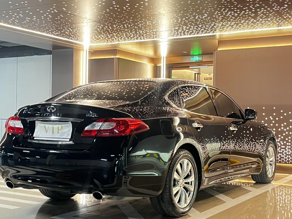 Infiniti Infiniti M-Series