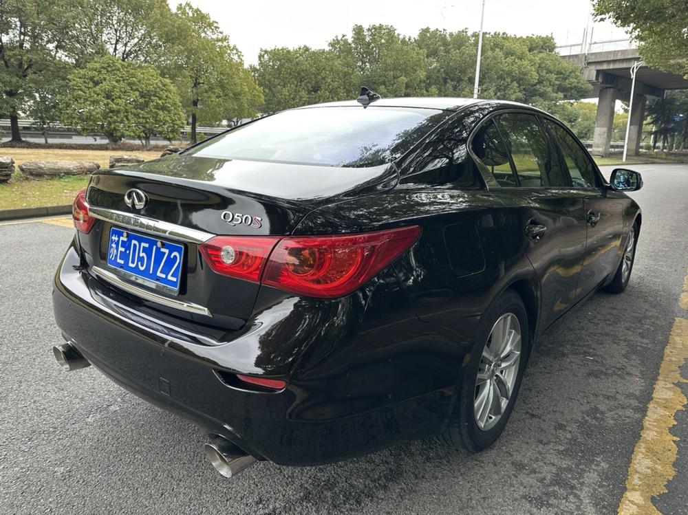 Infiniti Infiniti Q50