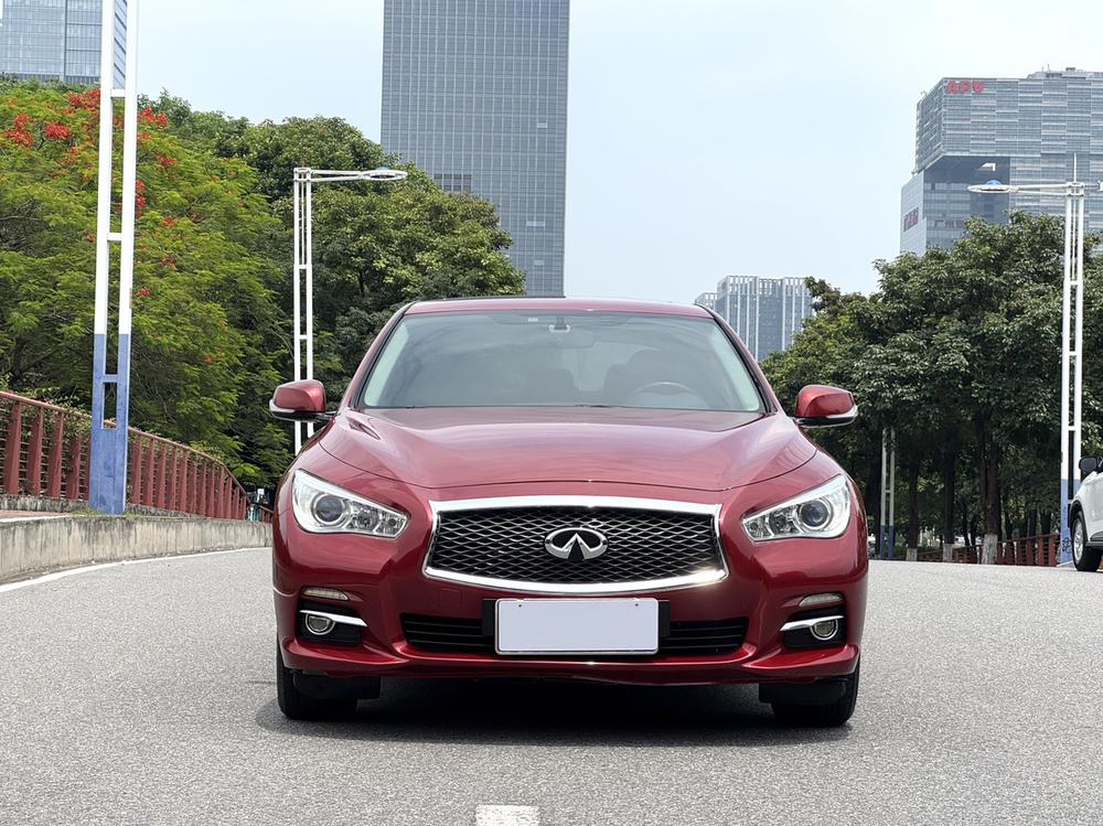 Infiniti Infiniti Q50