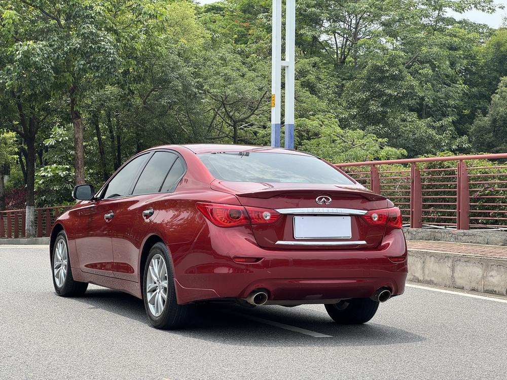 Infiniti Infiniti Q50