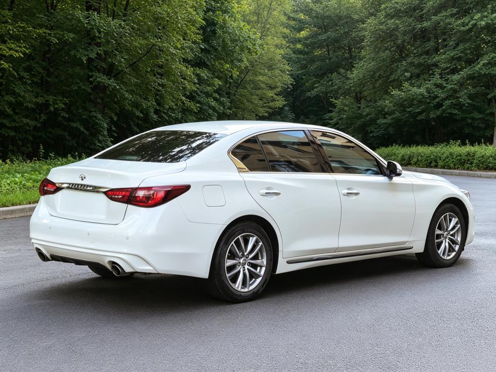 Infiniti Infiniti Q50L