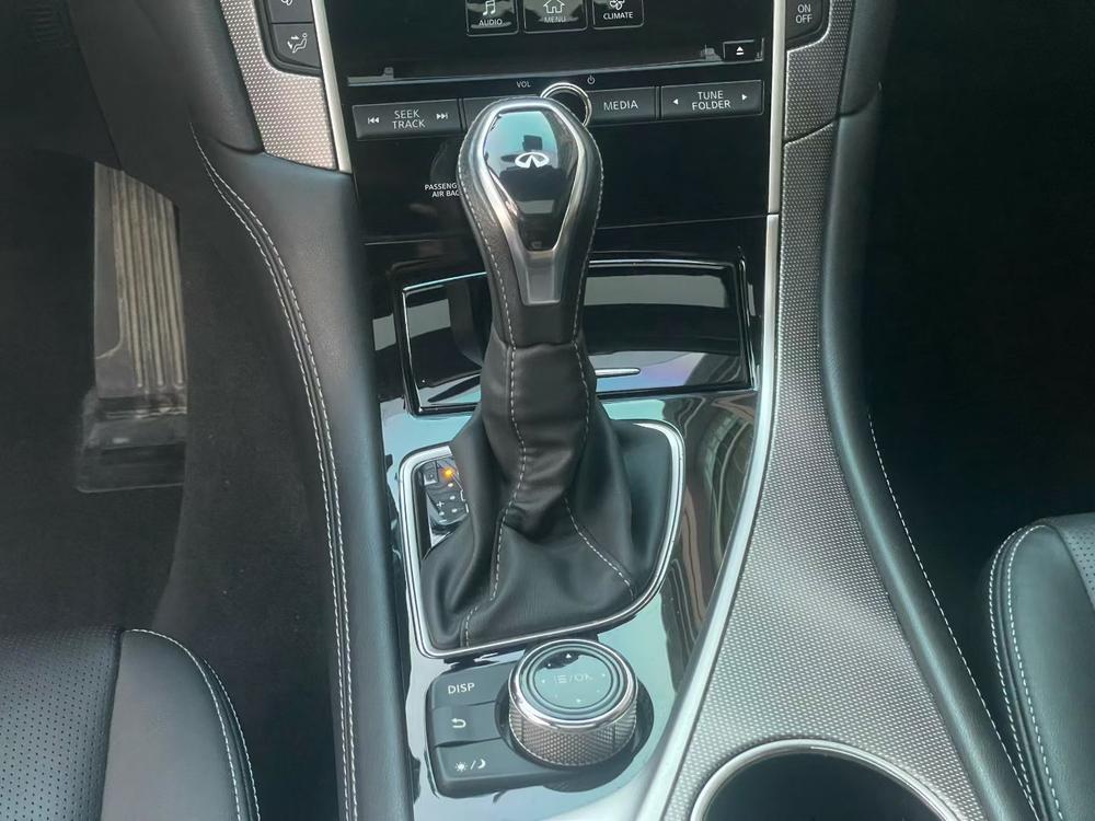 Infiniti Infiniti Q50L