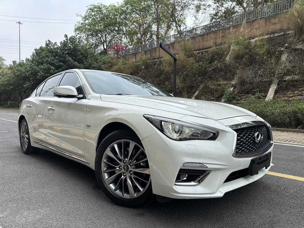 Infiniti Infiniti Q50L