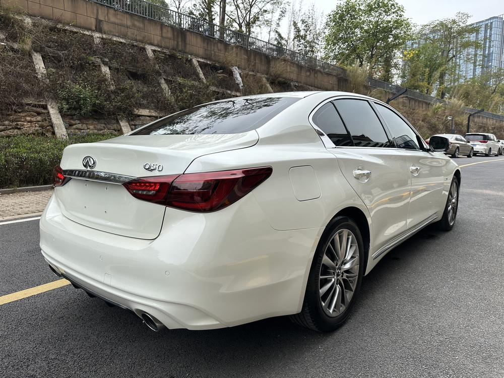 Infiniti Infiniti Q50L