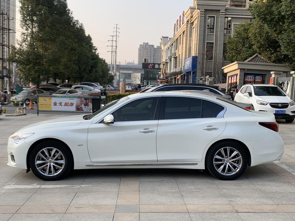 Infiniti Infiniti Q50L