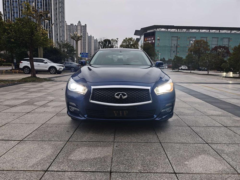 Infiniti Infiniti Q50L