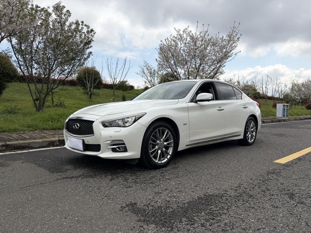 Infiniti Infiniti Q50L
