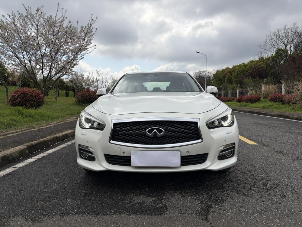 Infiniti Infiniti Q50L