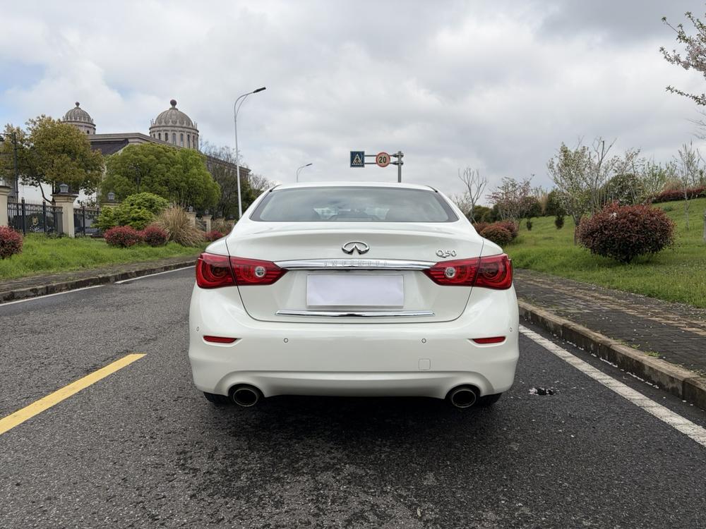Infiniti Infiniti Q50L
