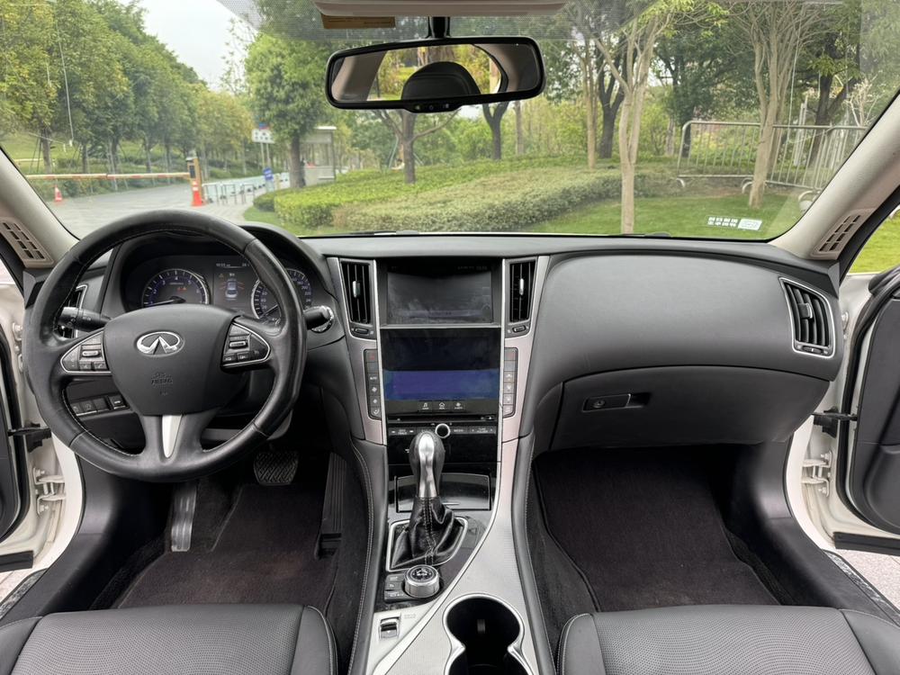 Infiniti Infiniti Q50L