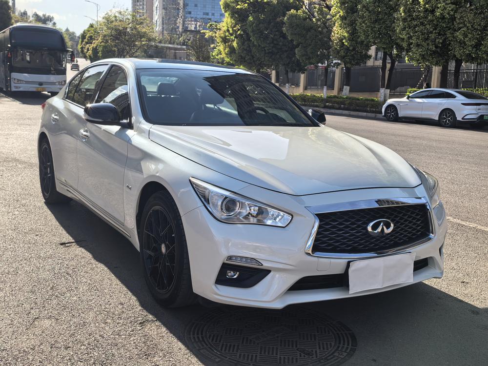 Infiniti Infiniti Q50L