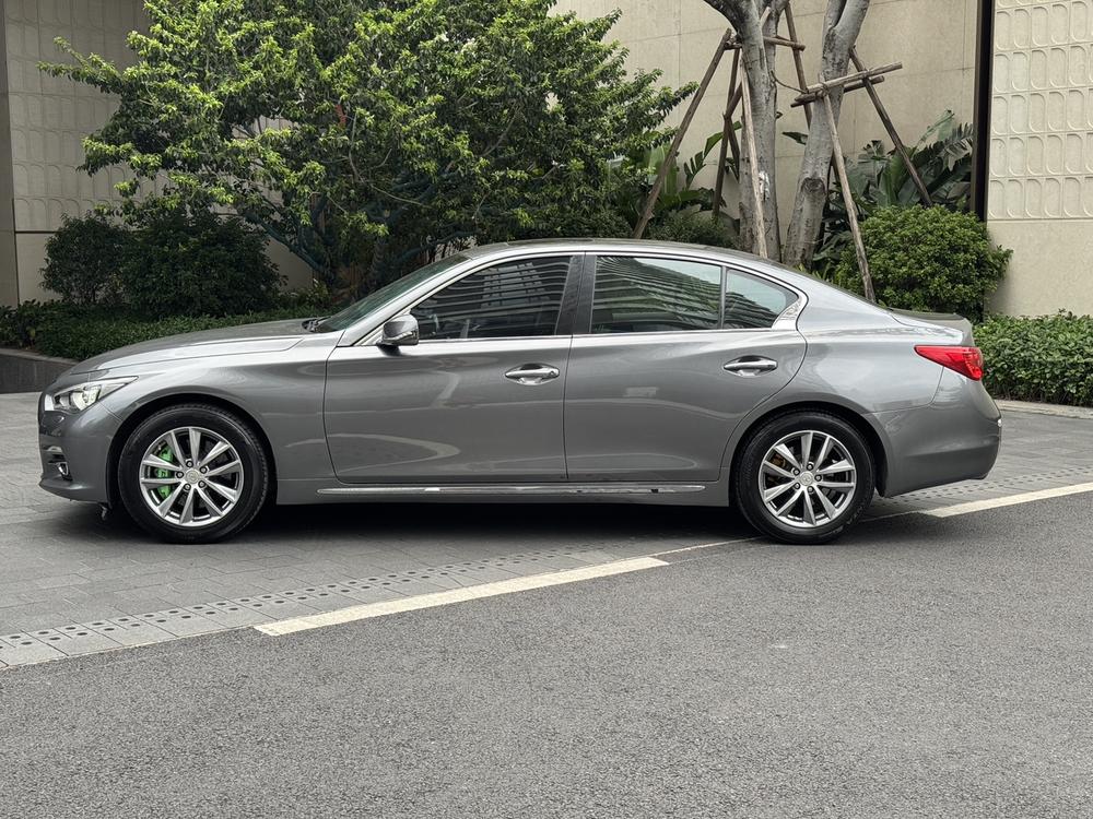 Infiniti Infiniti Q50L